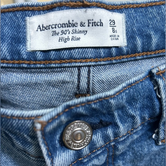 90’s High Rise Jeans - Abercrombie & Fitch - Picture 3 of 5
